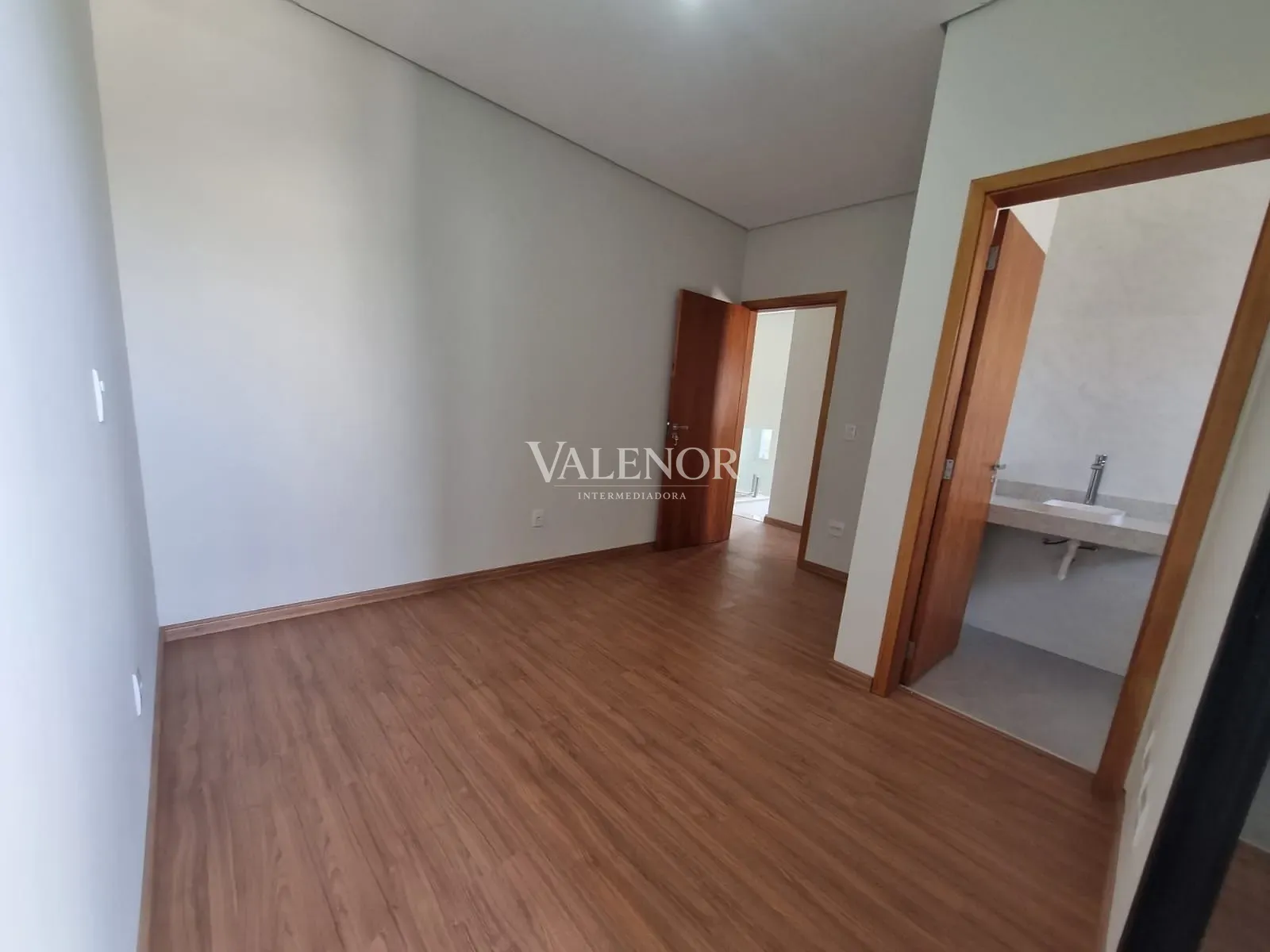 Casa, 3 quartos, 250 m² - Foto 23