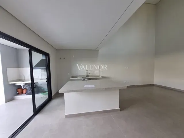 Casa com 250m² 3 quartos e 5 banheiros, à venda, no bairro Chácara Morada Mediterrânea em Jundiaí