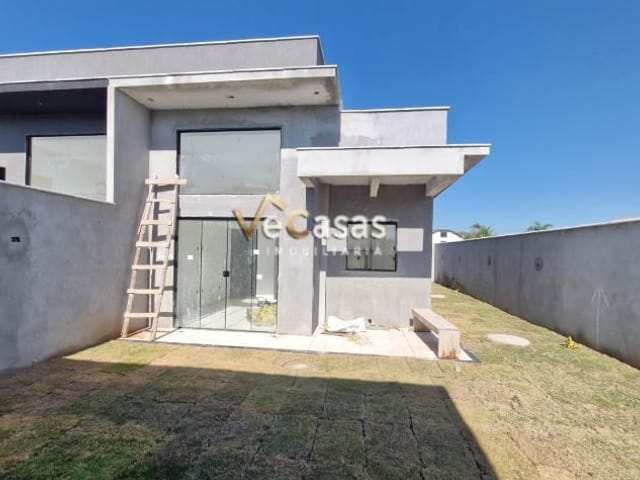 Casa com 180m² 2 quartos e 2 banheiros, à venda, no bairro Enseada das Gaivotas em Rio das Ostras