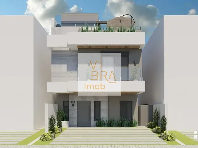Casa com 246m² 3 quartos e 4 banheiros, à venda, no bairro Santa Cândida em Curitiba