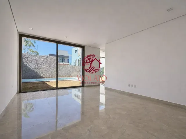 Casa com 545m² 4 quartos e 4 banheiros, à venda ou para alugar, no bairro Gran Royalle em Lagoa Santa