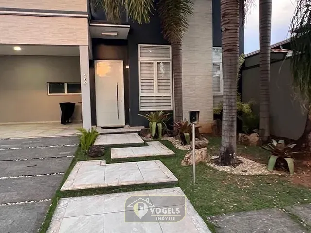 Casa 3 quartos e 5 banheiros, à venda, no bairro Parque Residencial Nova Holanda em Holambra