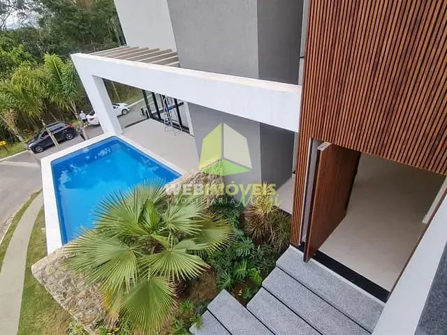 Casa com 300m² 4 quartos e 6 banheiros, à venda, no bairro Mogi Moderno em Mogi Das Cruzes