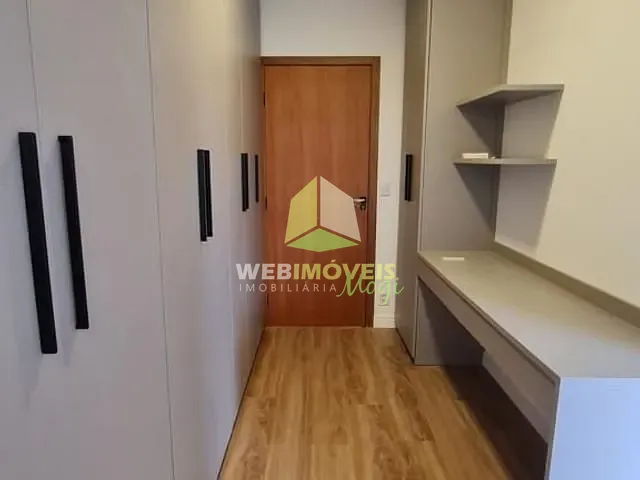 Casa com 300m² 4 quartos e 6 banheiros, à venda, no bairro Mogi Moderno em Mogi Das Cruzes