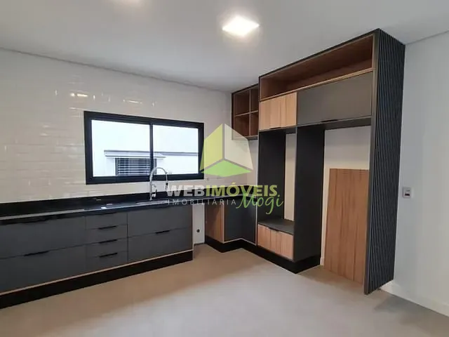 Casa com 300m² 4 quartos e 6 banheiros, à venda, no bairro Mogi Moderno em Mogi Das Cruzes