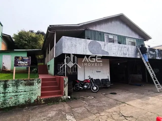 Casa à venda, no bairro Ceramica em Erechim