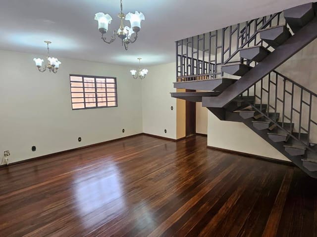 Foto do Casa - QI 03 – Conjunto D | Casa com 4 Quartos, 2 Suítes sendo 01 com Closet e Garagem para 5 Carros | ALPHA BRASILIA A IMÓVEIS LTDA.