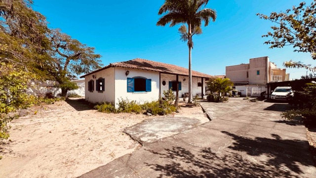 Casa 3 quartos e 3 banheiros, à venda ou para alugar, no bairro Palmeiras em Cabo Frio