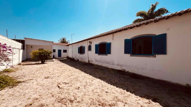 Casa 3 quartos e 3 banheiros, à venda ou para alugar, no bairro Palmeiras em Cabo Frio