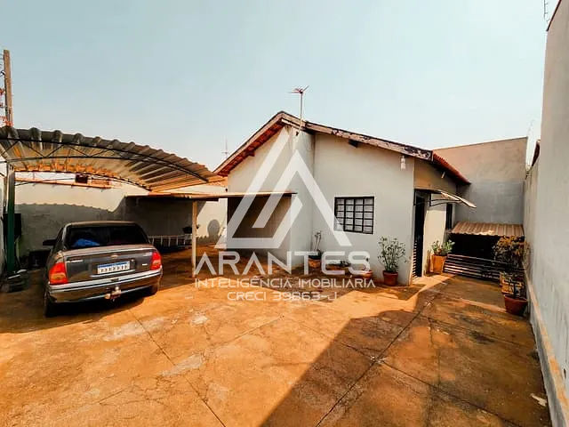 Casa 2 quartos e 2 banheiros, à venda, no bairro Conjunto Habitacional Michel Jorge Naben em Barretos