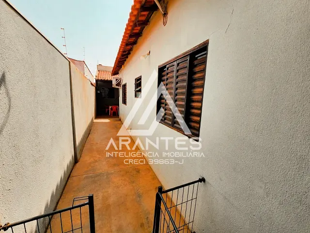 Casa 2 quartos e 2 banheiros, à venda, no bairro Conjunto Habitacional Michel Jorge Naben em Barretos