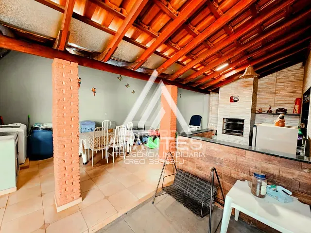 Casa 2 quartos e 2 banheiros, à venda, no bairro Conjunto Habitacional Michel Jorge Naben em Barretos