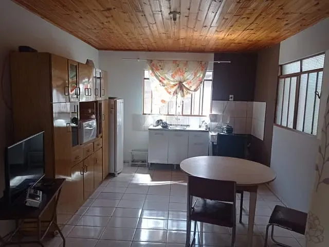 Casa com 60m² 2 quartos e 1 banheiro, à venda, no bairro Trianon em Guarapuava