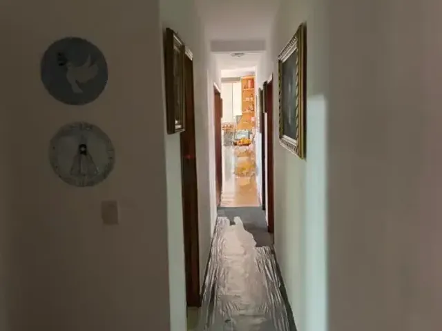 Casa com 300m² 3 quartos e 2 banheiros, à venda, no bairro Vila Buenos Aires em São Paulo