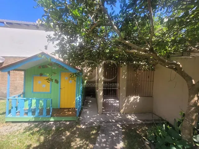 Casa com 360m² 4 quartos e 4 banheiros, à venda, no bairro Campeche em Florianópolis