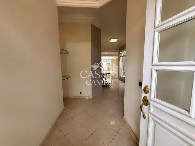 Casa com 365m² 4 quartos e 6 banheiros, à venda ou para alugar, no bairro Centro em Itu