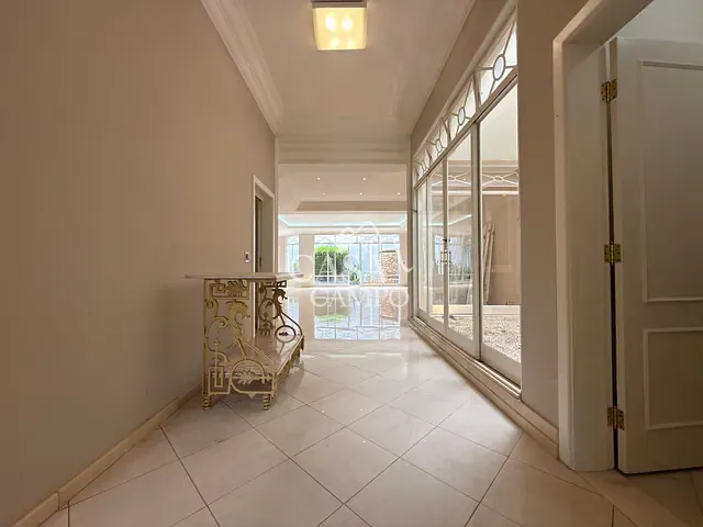 Casa com 365m² 4 quartos e 6 banheiros, à venda ou para alugar, no bairro Centro em Itu