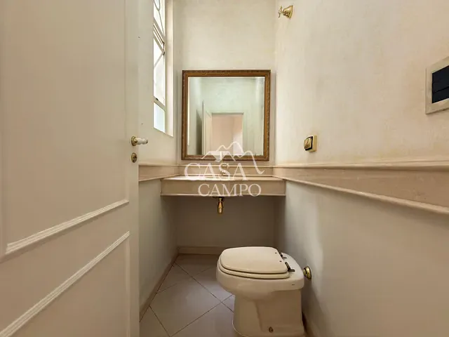 Casa com 365m² 4 quartos e 6 banheiros, à venda ou para alugar, no bairro Centro em Itu