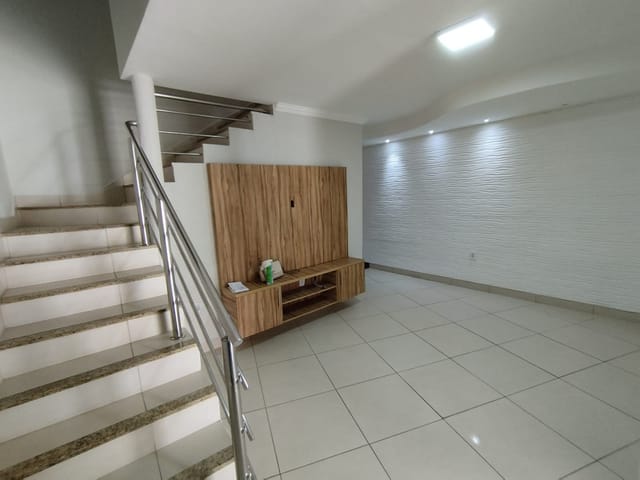 Casa com 111m² 3 quartos e 2 banheiros, à venda, no bairro Cidade Nova em Governador Valadares