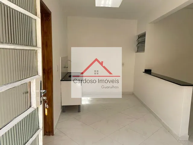 Casa 3 quartos e 1 banheiro, à venda, no bairro Vila Augusta em Guarulhos