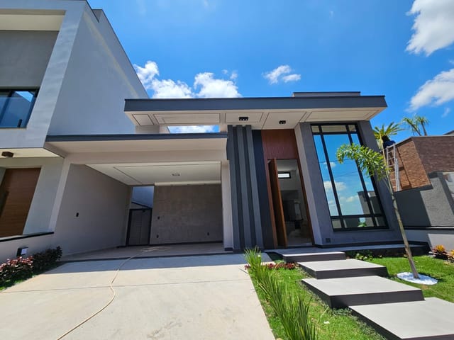Casa com 255m² 3 quartos e 1 banheiro, à venda, no bairro Mogi Moderno em Mogi das Cruzes