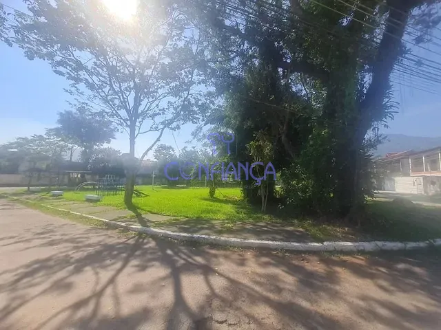 Casa com 1000m² 4 quartos e 2 banheiros, à venda, no bairro Campo Grande em Rio de Janeiro