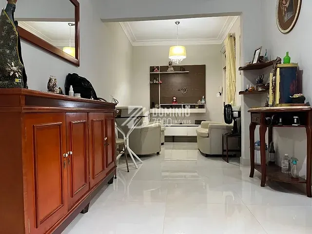 Casa com 448m² 5 quartos e 4 banheiros, à venda, no bairro Estados Unidos em Uberaba