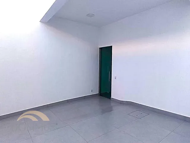 Casa com 143m² 3 quartos e 2 banheiros, para alugar, no bairro Veneza em Ipatinga