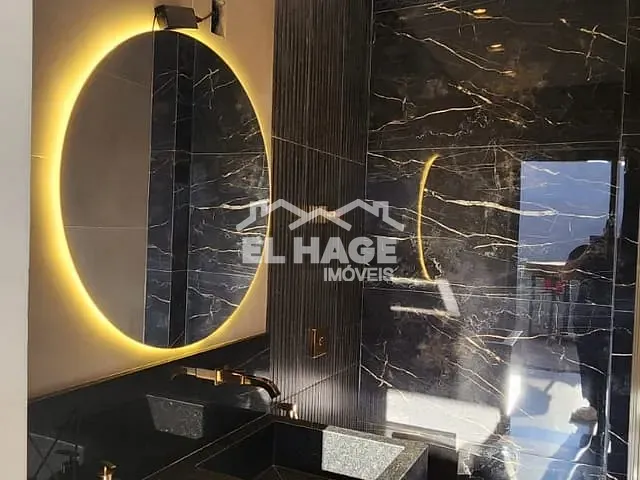 Casa com 445m² 3 quartos e 5 banheiros, à venda ou para alugar, no bairro Ribeirão do Lipa em Cuiabá