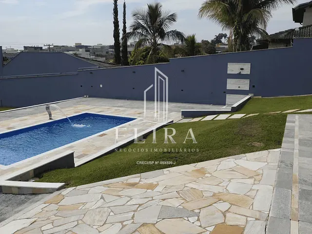 Casa com 1030m² 2 quartos e 3 banheiros, à venda, no bairro Chácara Mantovani em Americana