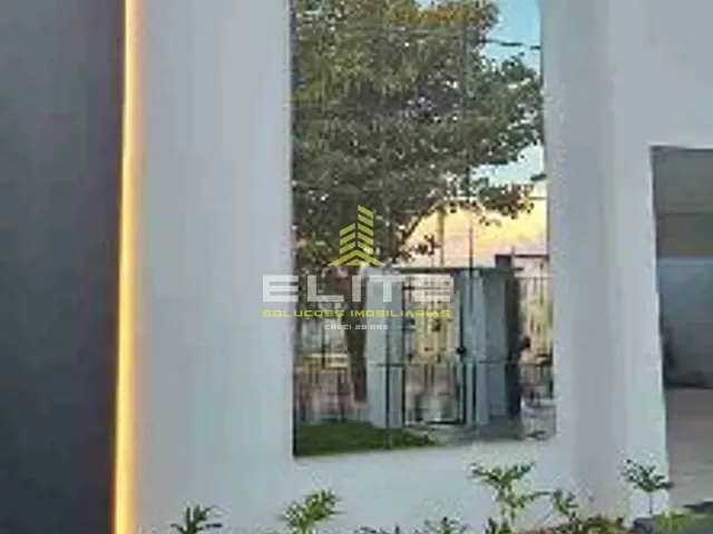 Casa 2 quartos e 2 banheiros, à venda, no bairro Santa Clara em Sorriso