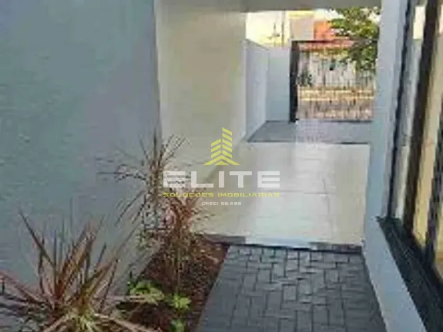 Casa 2 quartos e 2 banheiros, à venda, no bairro Santa Clara em Sorriso