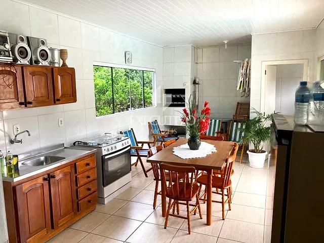 Casa 3 quartos e 3 banheiros, à venda, no bairro Bela Vista em Arroio Do Meio