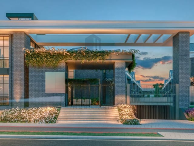 Casa com 227m² 3 quartos e 4 banheiros, à venda, no bairro Santa Felicidade em Curitiba