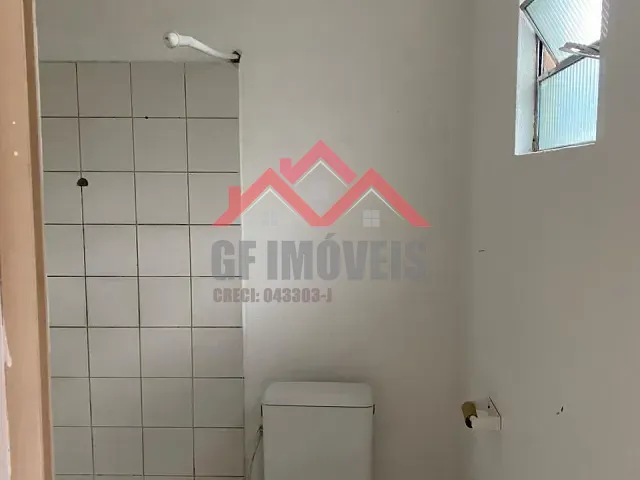 Casa 1 quarto e 1 banheiro, para alugar, no bairro Jardim Suína em Taboão da Serra