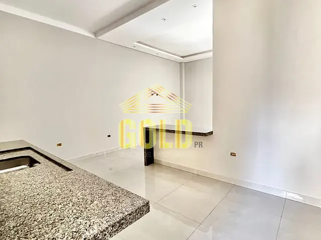 Casa 3 quartos e 2 banheiros, à venda, no bairro Califórnia em Londrina
