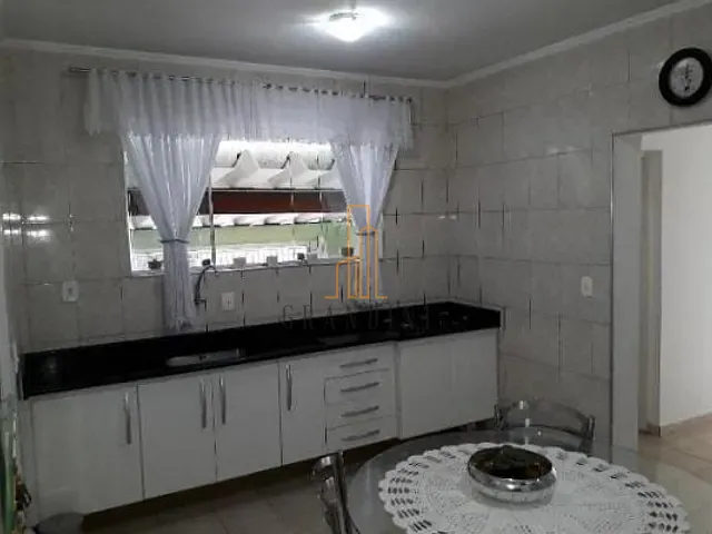 Casa com 169m² 3 quartos e 1 banheiro, à venda, no bairro Vila Camilópolis em Santo André