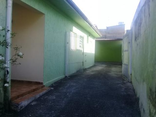 Casa 2 quartos e 1 banheiro, à venda, no bairro Vila Constança em São Paulo