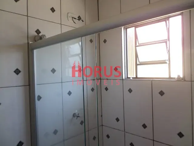 Casa 3 quartos e 2 banheiros, à venda, no bairro Vila Espanhola em São Paulo