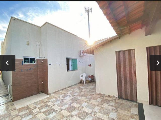 Casa com 360m² 3 quartos e 2 banheiros, à venda, no bairro Residencial Buriti em Senador Canedo