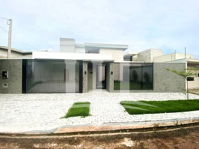 Casa com 390m² 3 quartos e 1 banheiro, à venda, no bairro Residencial Aquarela Brasil em Sinop