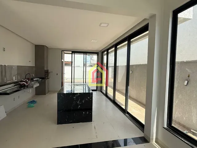 Casa com 318m² 3 quartos e 4 banheiros, à venda, no bairro MIrante do Vale em Marabá