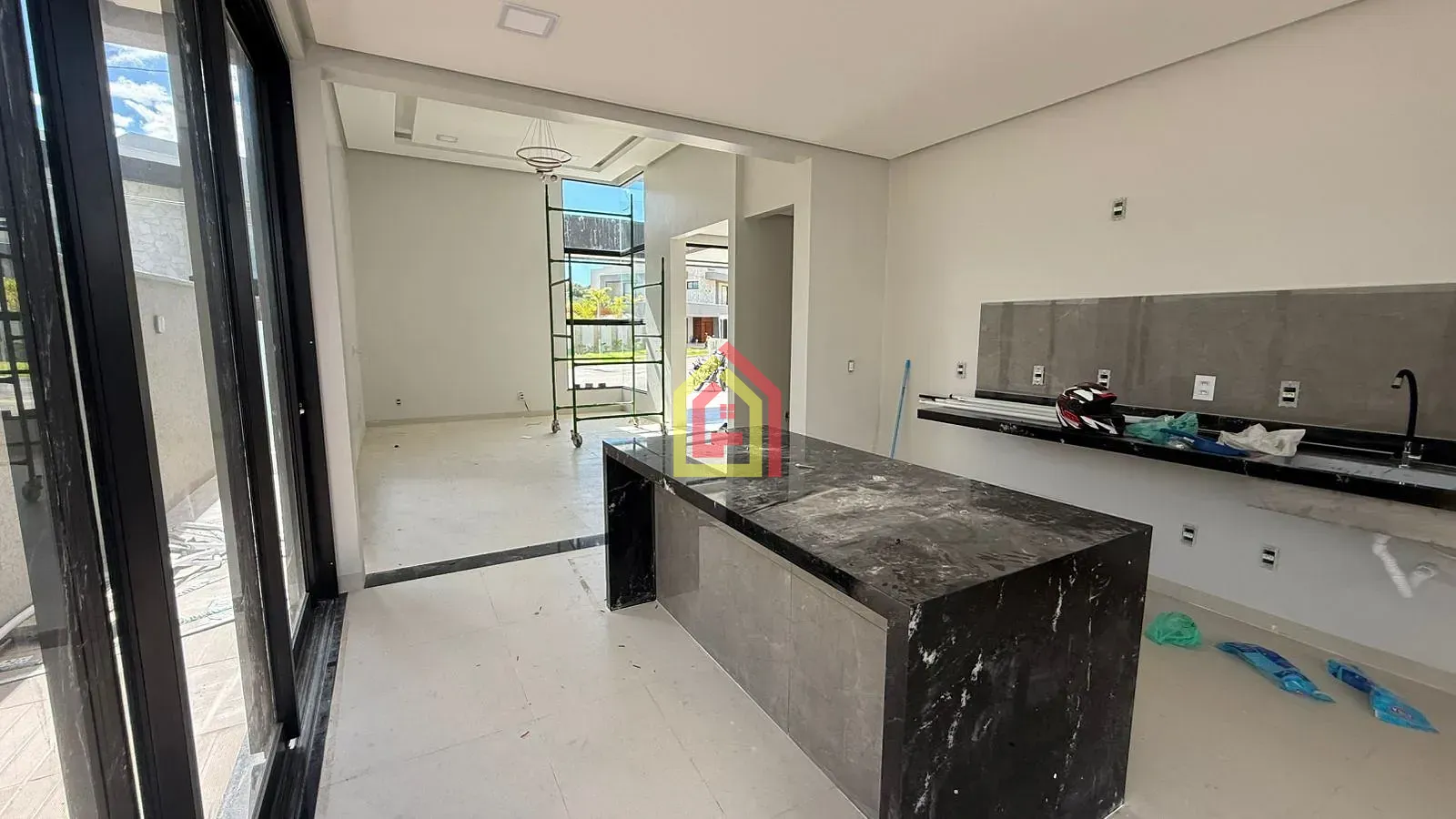 Casa à venda com 3 quartos, 3 suítes, 2 vagas e 171m² no MIrante do Vale, Marabá (PA) — foto 4 de 12