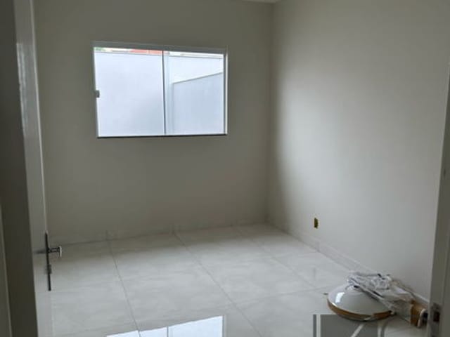 Casa com 125m² 2 quartos e 1 banheiro, à venda, no bairro Conjunto Farid Libos em Londrina