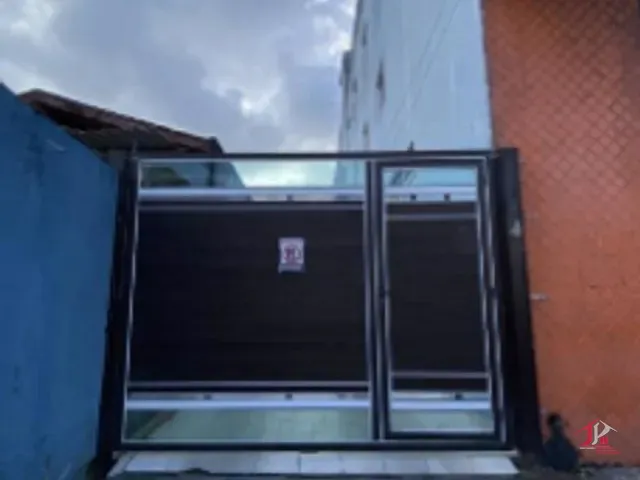 Casa 2 quartos e 1 banheiro, à venda, no bairro Umuarama em Itanhaém