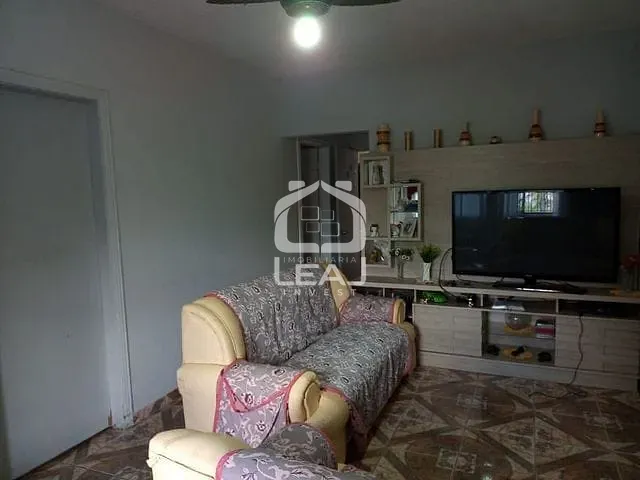 Casa com 340m² 3 quartos e 2 banheiros, à venda, no bairro Jardim Piracuama em São Paulo