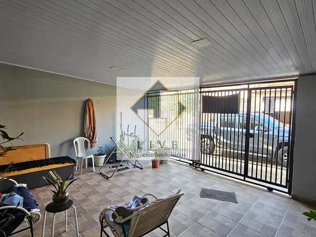 Casa com 150m² 4 quartos e 4 banheiros, à venda, no bairro Parque Nova Carioba em Americana