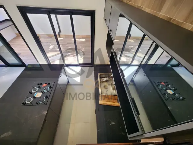 Casa com 115m² 2 quartos e 3 banheiros, à venda, no bairro Villa Girassóis Holambra em Holambra