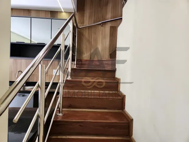 Casa com 115m² 2 quartos e 3 banheiros, à venda, no bairro Villa Girassóis Holambra em Holambra