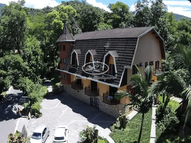 Hotel com 3211m², à venda, no bairro Fazendinha (Penedo) em Itatiaia